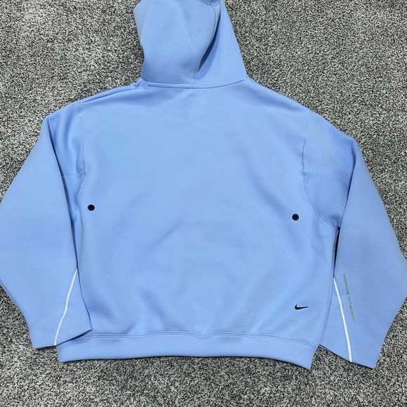 Nike Men's Tech Fleece Oversized Hoodie - Picture 10 of 13
